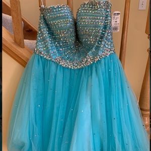 Short strapless homecoming dress